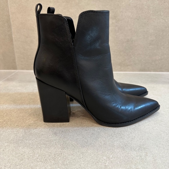 Nine West The Birds High Heeled Ankle Boots - Picture 2 of 6